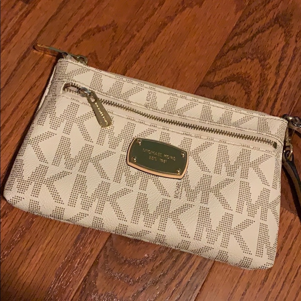 MK cream wristlet